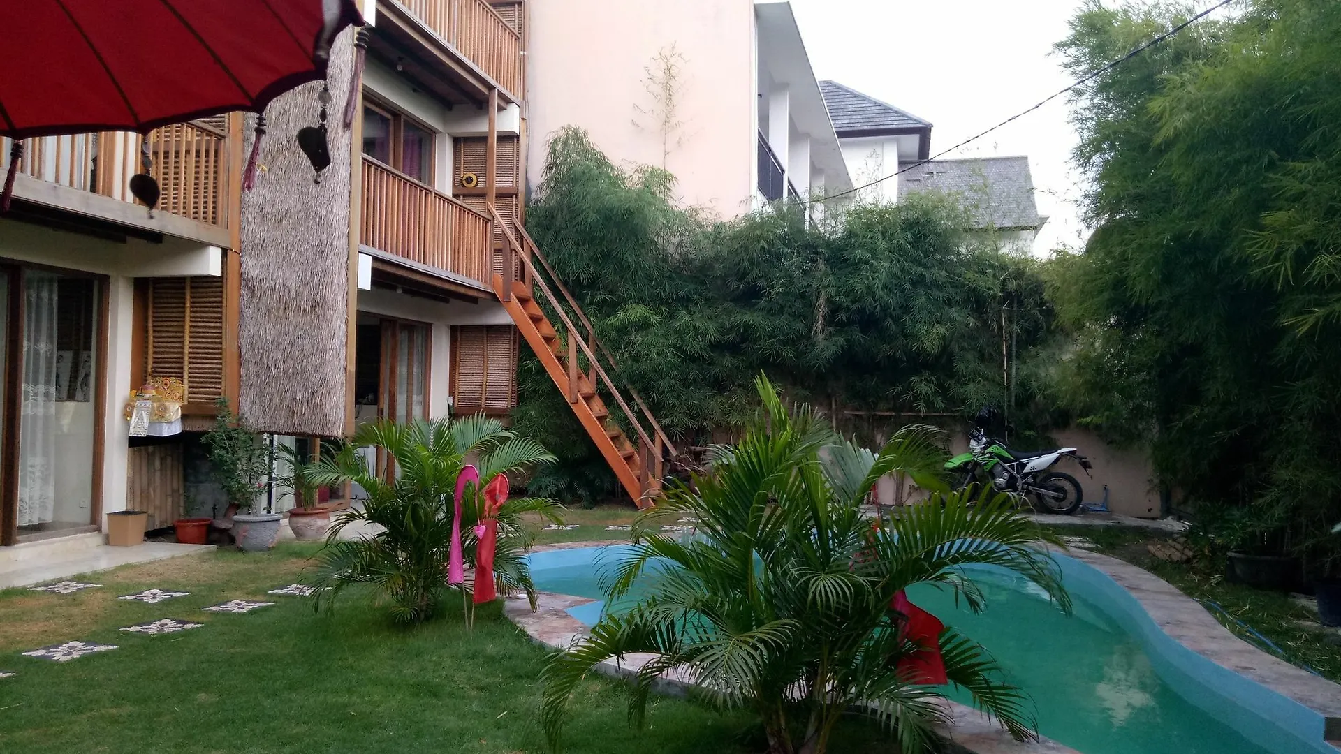Hotel Bamboo Bungalow Kuta